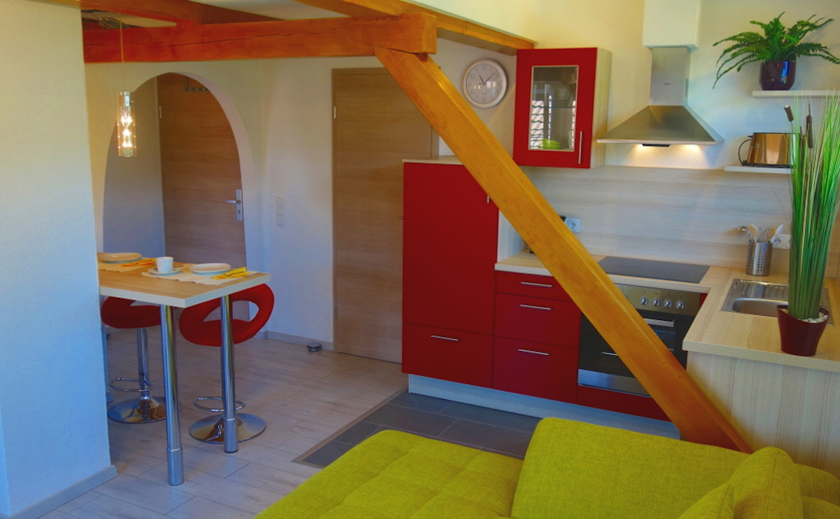 Wohn- und Küchenbereich der größeren Ferienwohnung in Hohentengen-Lienheim